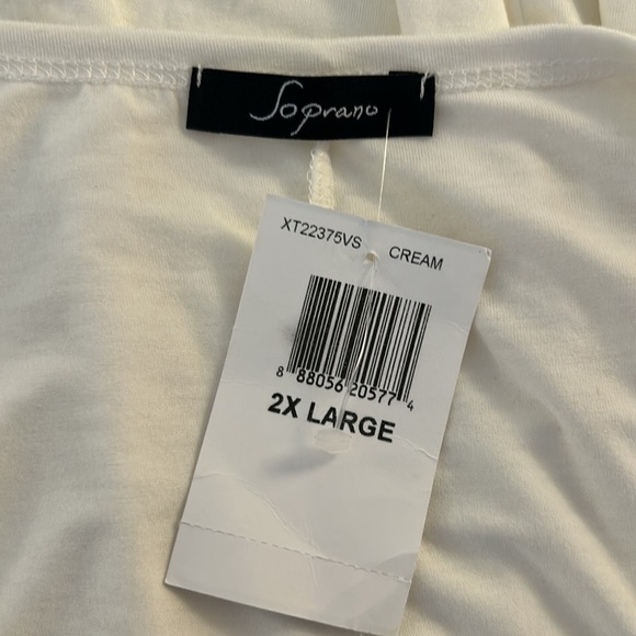 Soprano White Cold Shoulder Long Sleeve Flowy Top Size 2X New with tags! - Picture 7 of 8